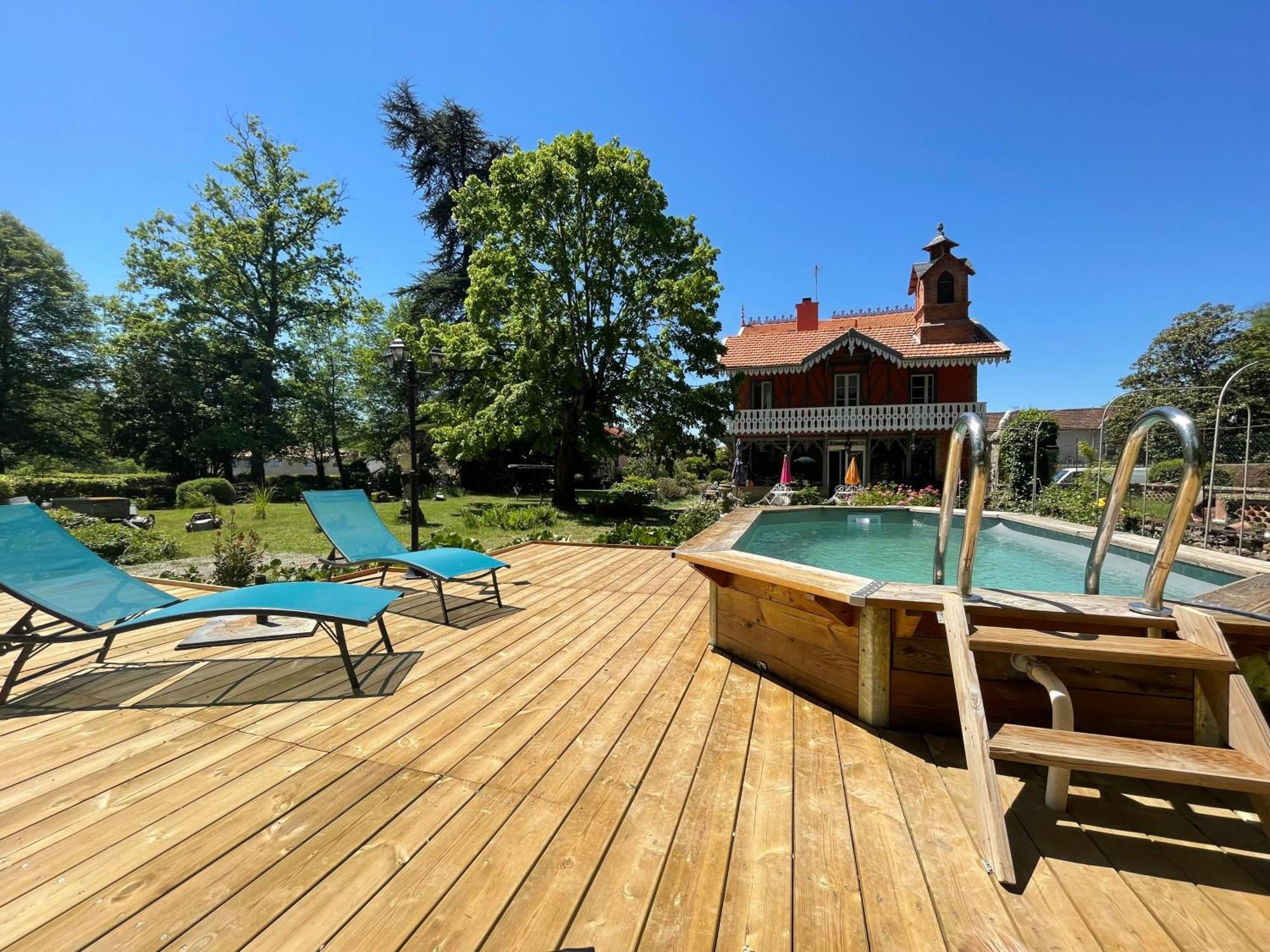 Domaine La Belle Histoire - Gite Cote Parc Besset Bagian luar foto